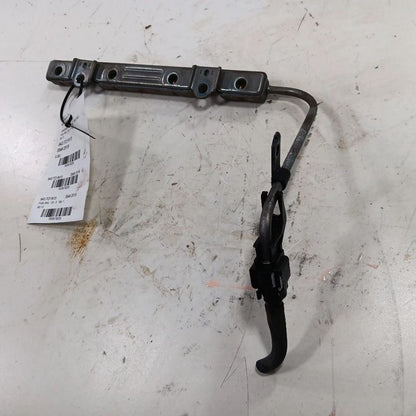 Toyota Prius C Fuel Rail Injection Injector Mount Bar  2017 2016 2015 
