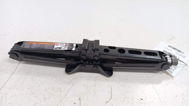 Chevrolet Equinox Spare Tire Changing Jack 2018 2019 OEM
