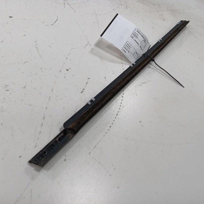 Kia Sportage Door Glass Window Weather Strip Trim Rear Left Driver Bac