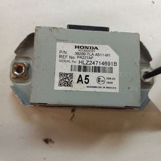 Honda CR-V Active Noise Control Module {39200TLAA511M1} 2017 2018 2019