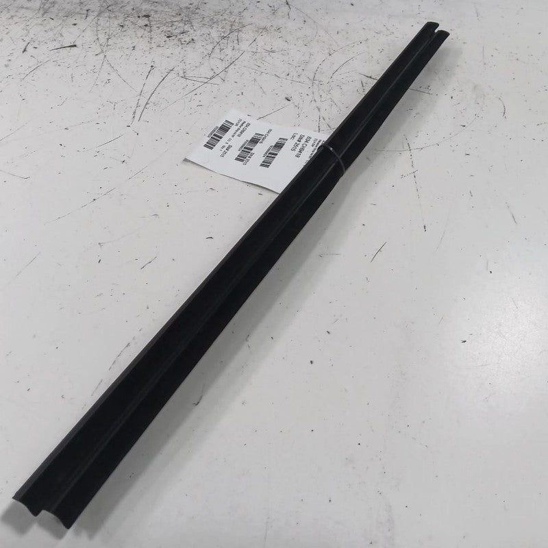 Jeep Compass Right Front Weather Strip Interior 2017 2018 2019 2020 2021 2022