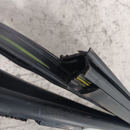 Nissan Kicks Door Glass Window Seal Rubber Left Rear Back  2021 2022 2023