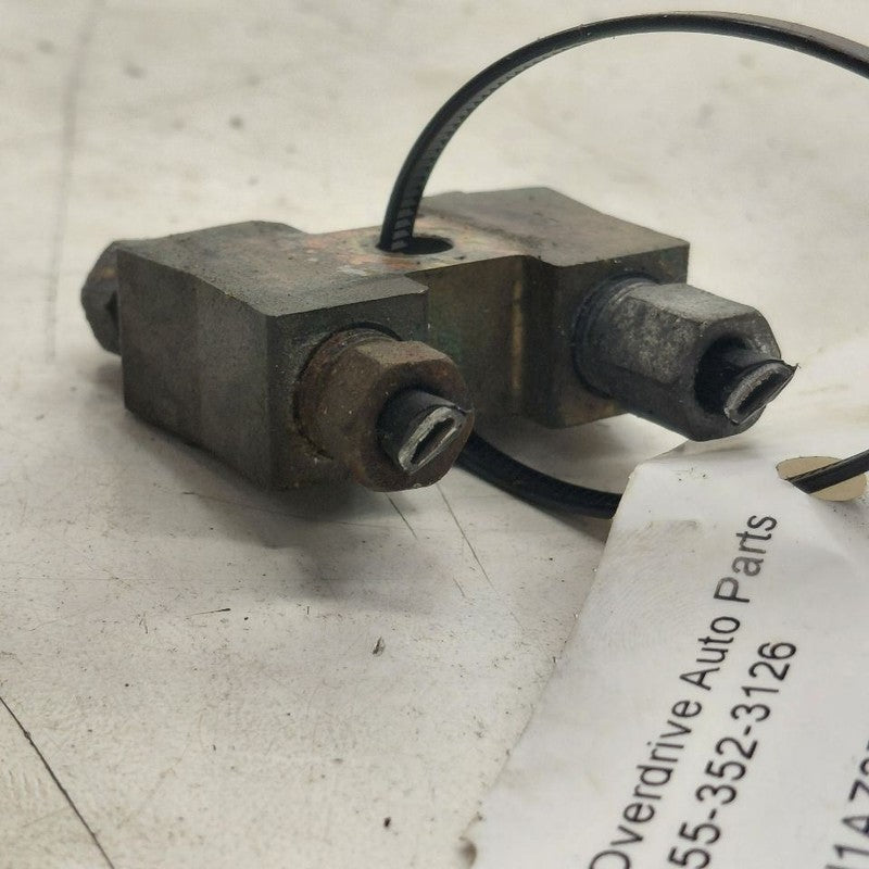 Nissan Murano Brake Line Proportioning Valve Junction Splitter  2020 2