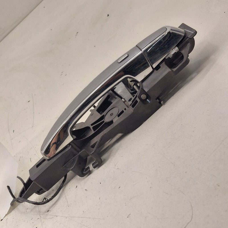 Passenger Right Front Door Handle Exterior Fits 18-24 Chevy Equinox