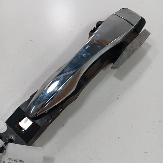 Passenger Right Rear Door Handle Exterior Fits 13-20 Nissan Pathfinder