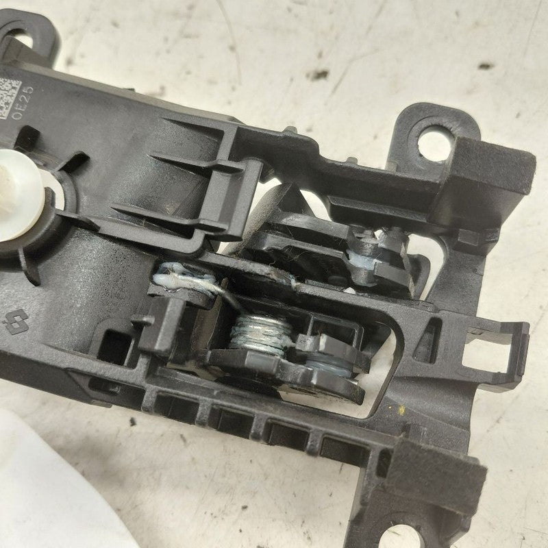 Hyundai Kona Door Handle Left Driver Rear Interior Inside  2021 2020 2