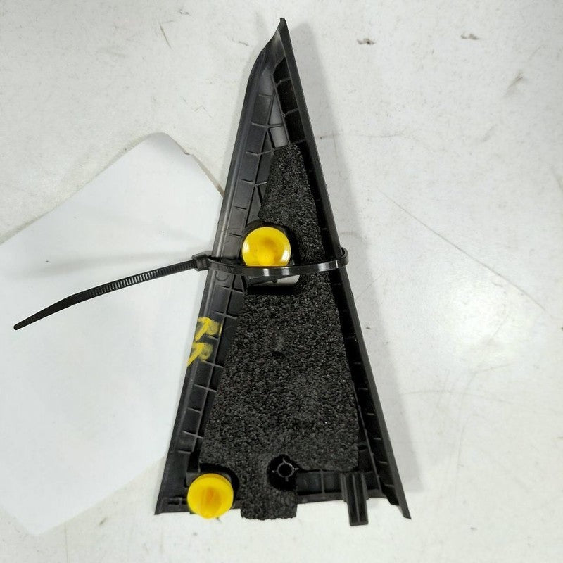 Kia Soul Passenger Right Rear Interior Corner Window Cover {83921B2000