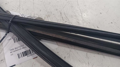 Subaru Impreza Door Glass Window Seal Rubber Right Passenger Front  20