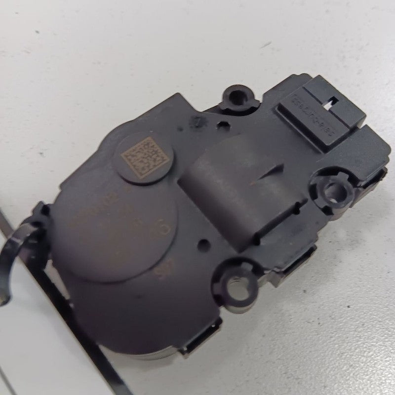 2025 GMC Acadia Flap Door Motor Heater AC Door Actuator  OEM