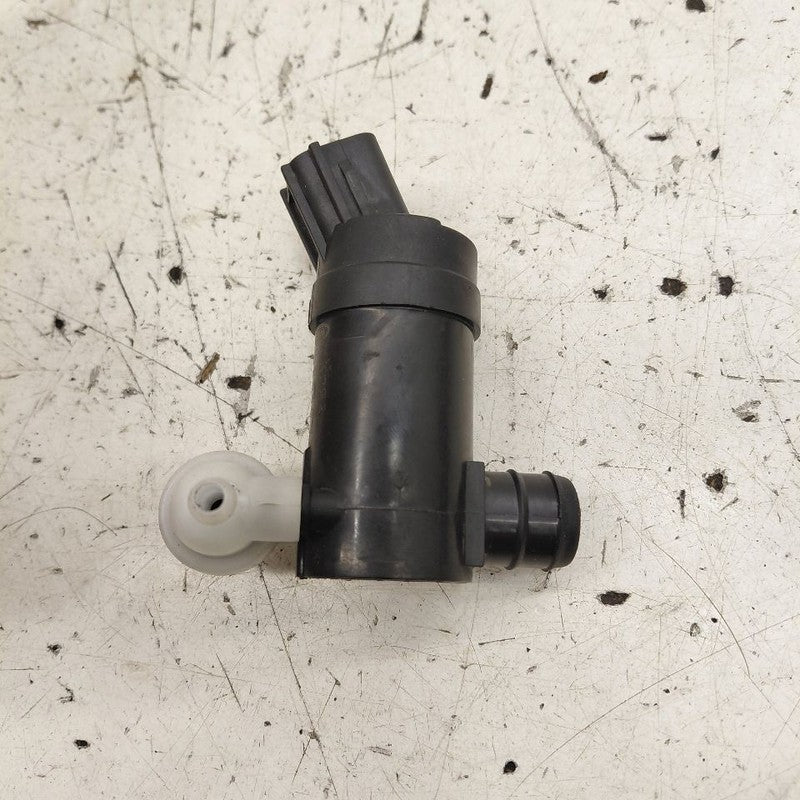 Kia Sorento Windshield Washer Wash Fluid Reservoir Motor Pump Electric