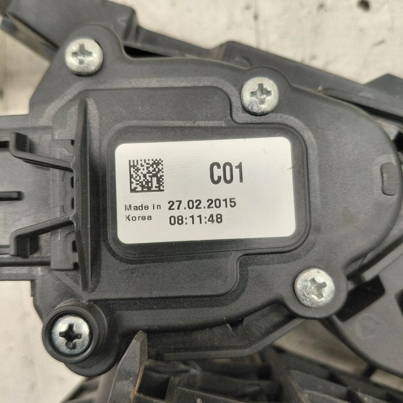 Hyundai Veloster Gas Pedal  2017 2016 2015 2014
