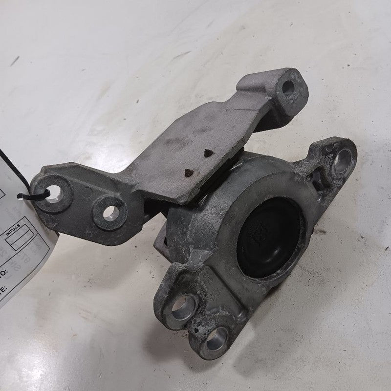 Nissan Altima Engine Motor Mount Right Passenger 2.5 2023 2022 2021 2020 2019