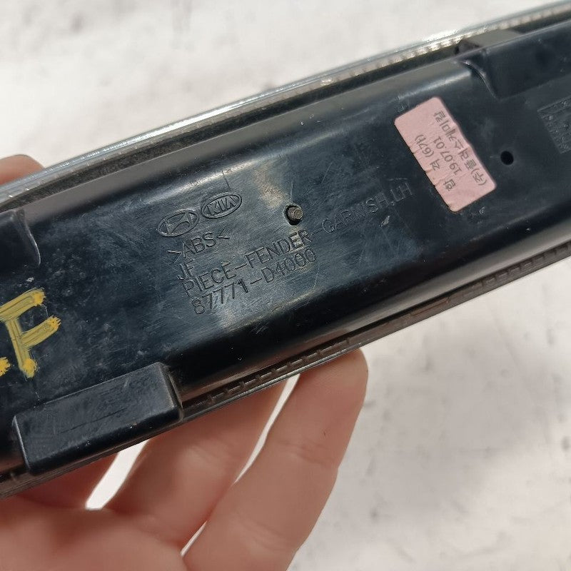 Kia Optima Driver Left Fender Moulding Molding Trim Strip  2020 2019 2