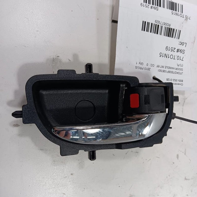 Toyota Prius C Door Handle Right Passenger Front Interior Inside  2017