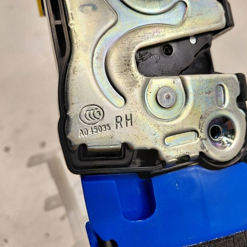 Kia Sportage Door Latch Lock Right Passenger Front  2020 2021 2022