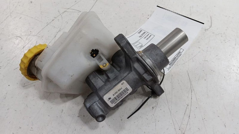 Brake Master Cylinder Fits 16-19 Subaru Legacy OEM