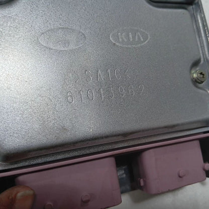 95910F2000 Control Module Sedan Turbo Fits 17-18 Hyundai Elantra