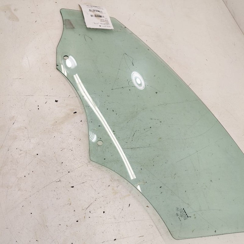 Driver Left Front Door Glass Window VIN L 1st Digit LWB Fits 16-18 Vol