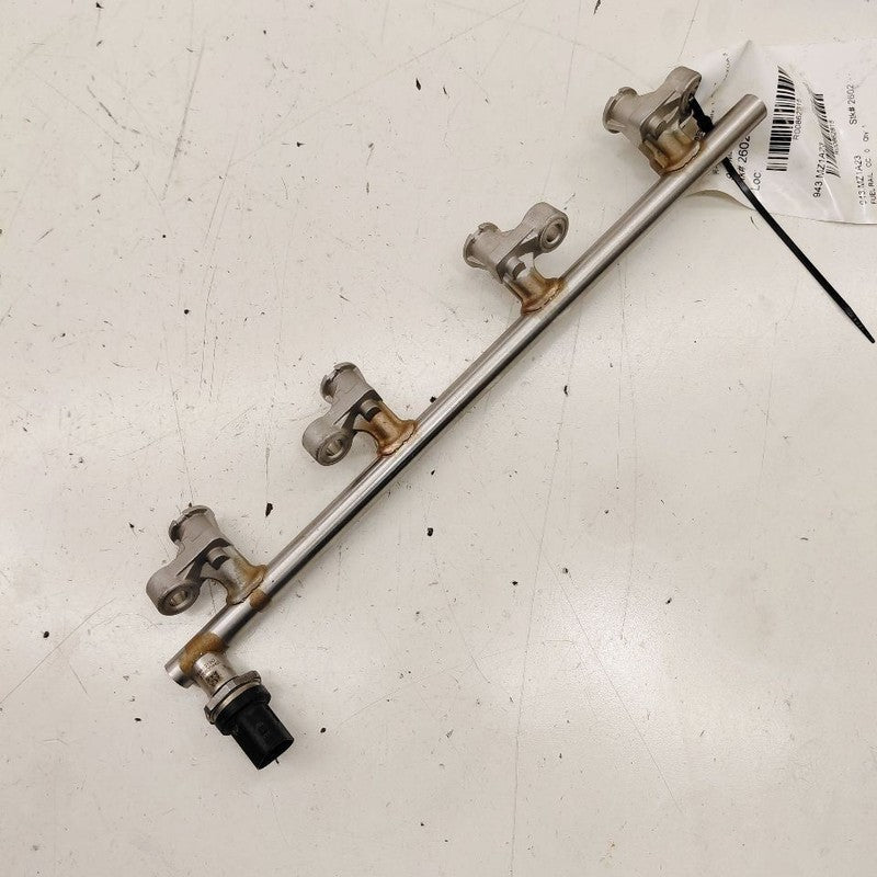 Mazda 3 Fuel Rail Injection Injector Mount Bar  2.5 2023 2022 2021
