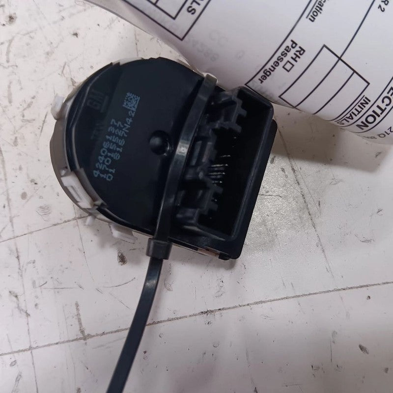 Driver's Front Door Mirror Switch Fits 17-22 Buick Encore