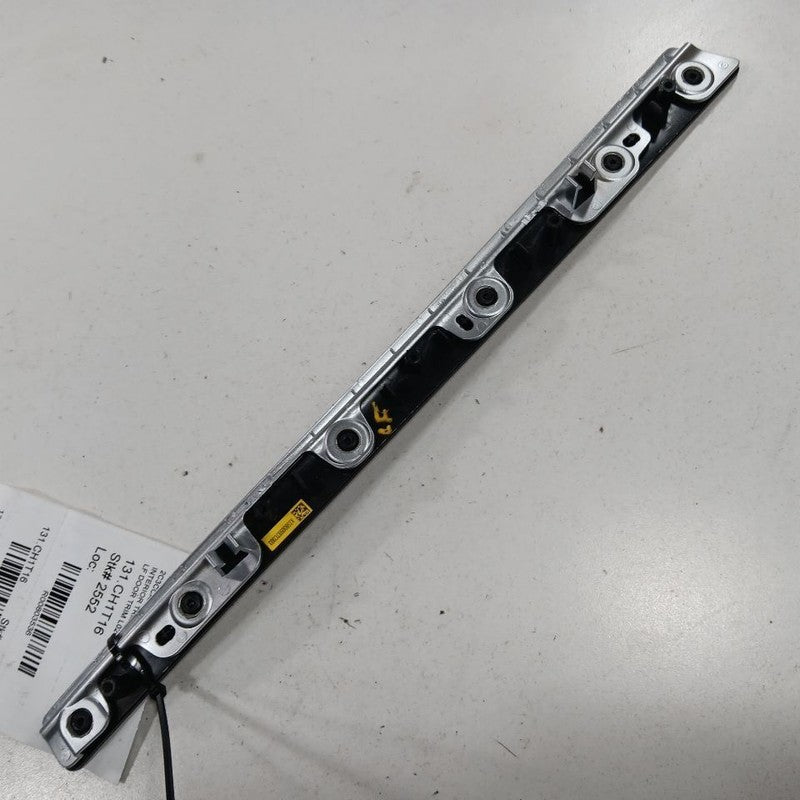 Chrysler 300 Left Front Door Trim {L0200082AA} 2015 2016 2017 2018 2019