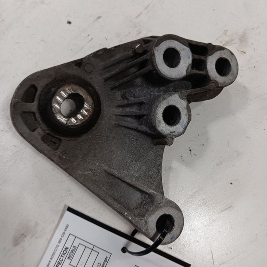 Chevy Malibu Engine Motor Mount Rear Back 2019 2020 2021 2022 OEM