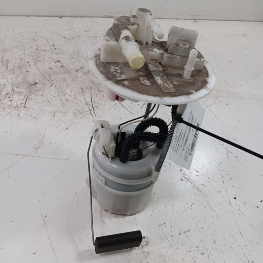 Gas Fuel Pump Assembly Tank Mounted 2.4L Fits 15-21 RENEGADE OEM