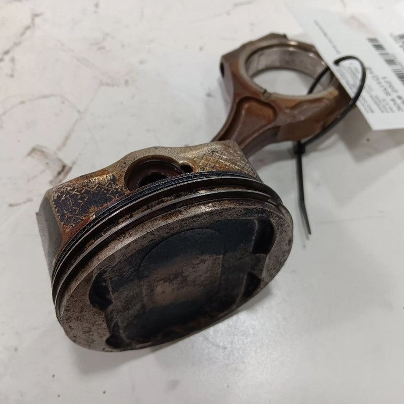 Subaru Outback Legacy Single Piston With Connecting Rod   2018 2017 20