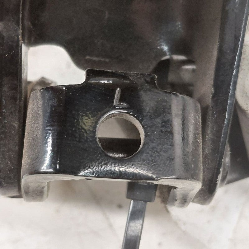 Hyundai Kona Door Hinge Set Right Rear Passenger  2021 2020 2019
