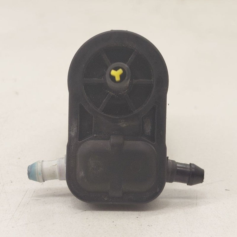 2018 Fiat 500 X Model Windshield Washer Wash Fluid Reservoir Motor Pum
