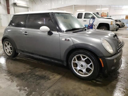 51137075582 2002 Mini Coper Trunk Lid Tail Finish Panel 