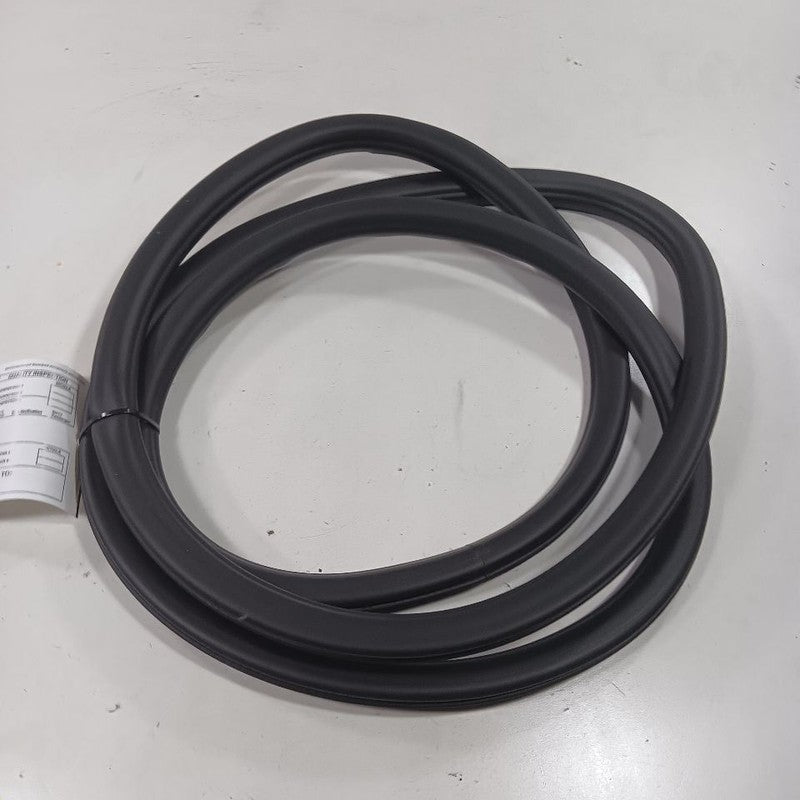 Chevy Trailblazer On Body Door Jamb Seal Front Right Passenger  2021 2022 2023