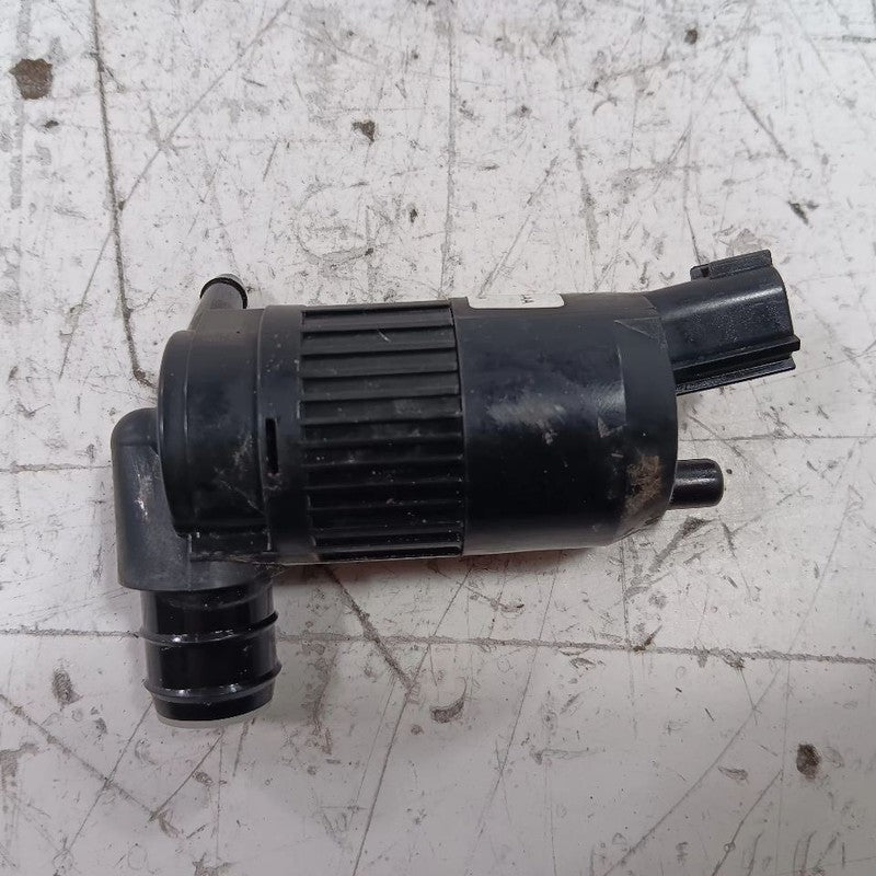 Ford Taurus Windshield Washer Wash Fluid Reservoir Motor Pump Electric