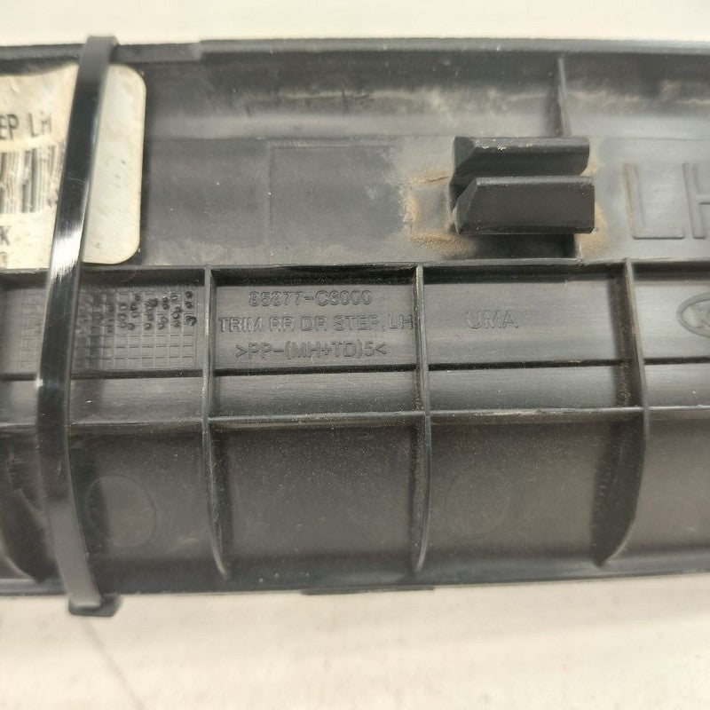 Kia Sorento Sill Trim Plate Door Jam Threshold Left Driver Rear  2018 