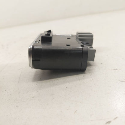 2018 Fiat 500 X Model USB Plug In Hub Port