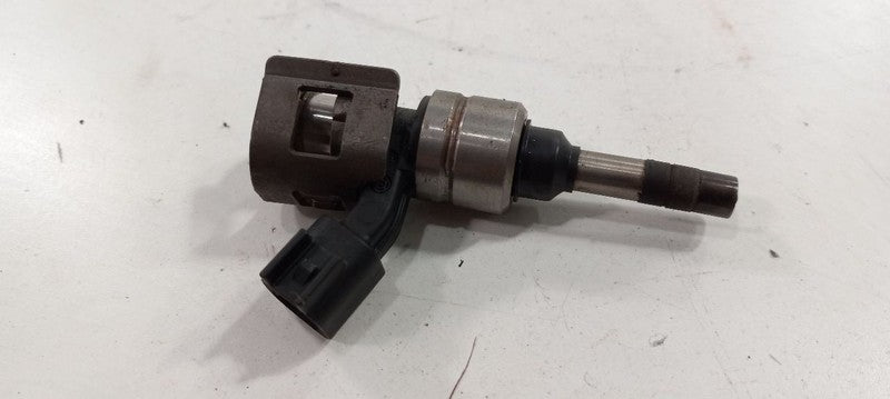 Fuel Injector 3.0L Fits 10-11 CTS OEM