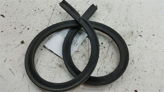 Chevy Cruze Cowl Vent Panel Hood Rubber Seal Gasket  2012 2013 2014 2015 2016