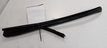 Ford Fiesta Door Glass Window Seal Rubber Right Passenger Rear Back 20