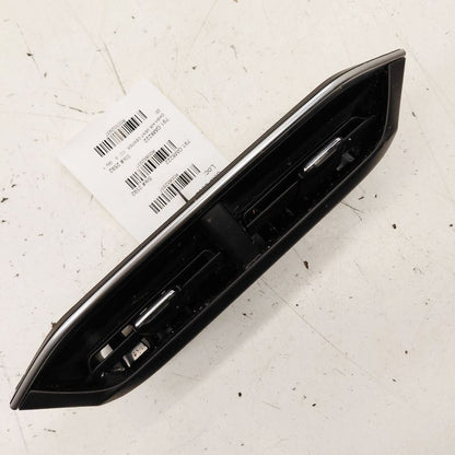 Chevy Trailblazer Dash Air Vent Center Middle  2023 2022 2021