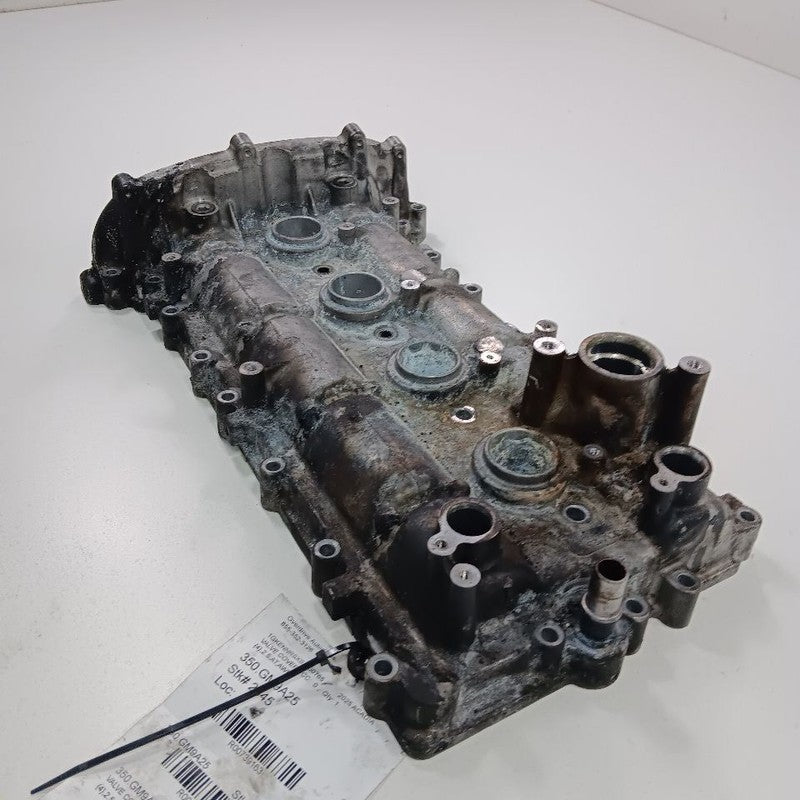 2025 GMC Acadia 2.5 Engine Cylinder Head Valve Cover  OEM