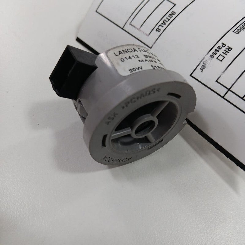 Fiat 500 Tweeter Right Passenger Tweeter Speaker  2014 2015 2016 OEM