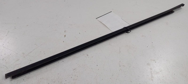 Hyundai Accent Door Glass Window Weather Strip Trim Front Left Driver 