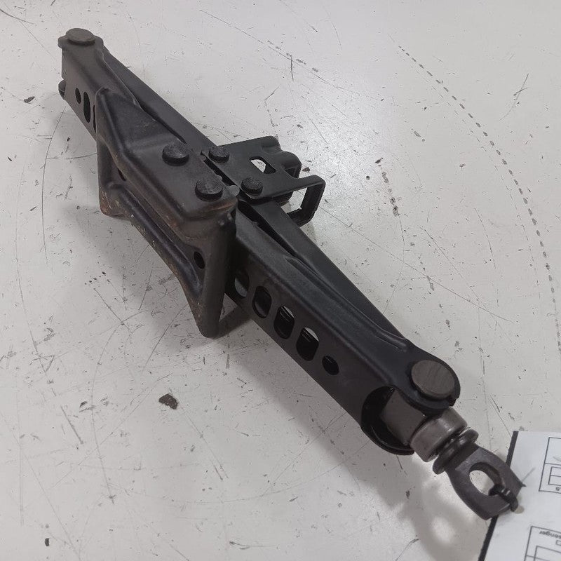 Toyota Corolla Spare Tire Changing Jack  2019 2018 2017