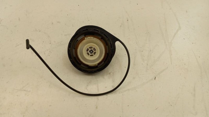 Chevy Traverse Gas Tank Fuel Cap 2009 2010 2011 2012