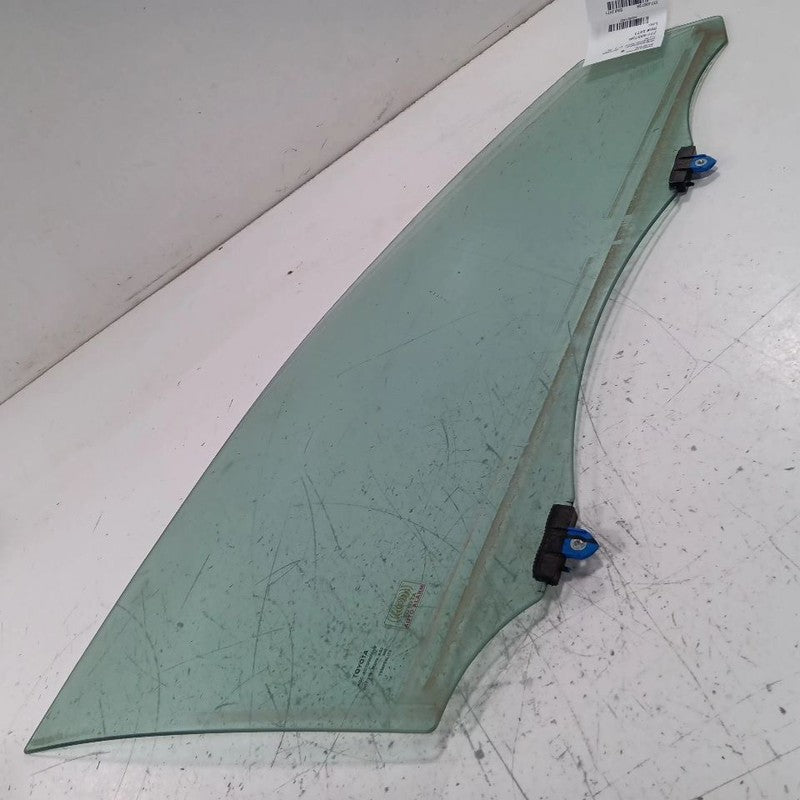 Passenger Right Front Door Window Glass Fits 15-17 CAMRY
