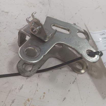 Outback Legacy Engine Motor Mount Bracket Rear Back  2025 2024 2023 20