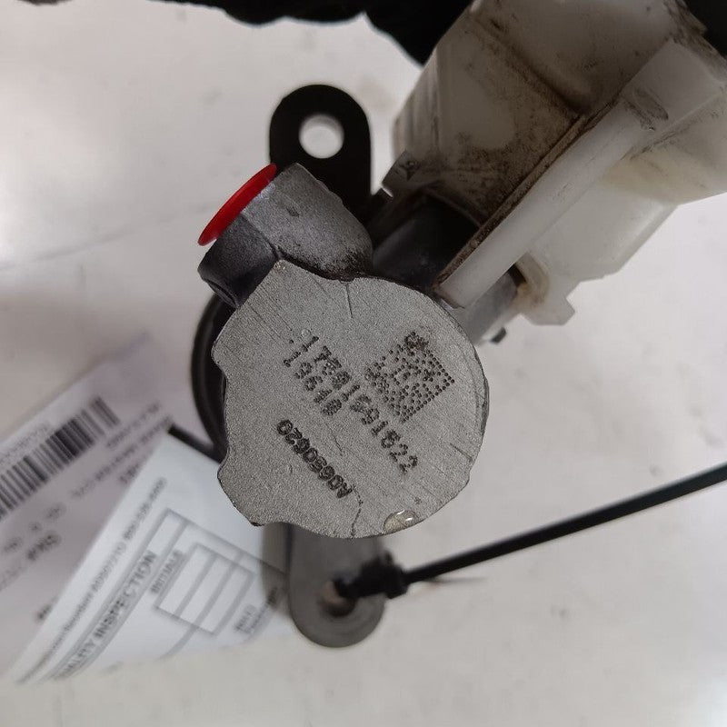 Brake Master Cylinder Fits 15-18 RENEGADE OEM