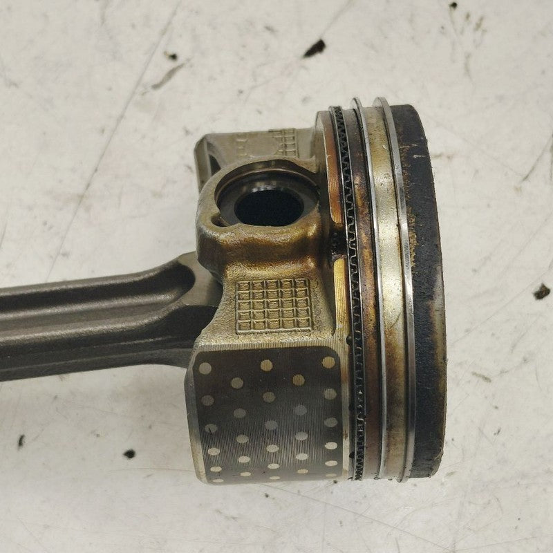 Honda CR-V Single Piston With Connecting Rod   1.5 2017 2018 2019