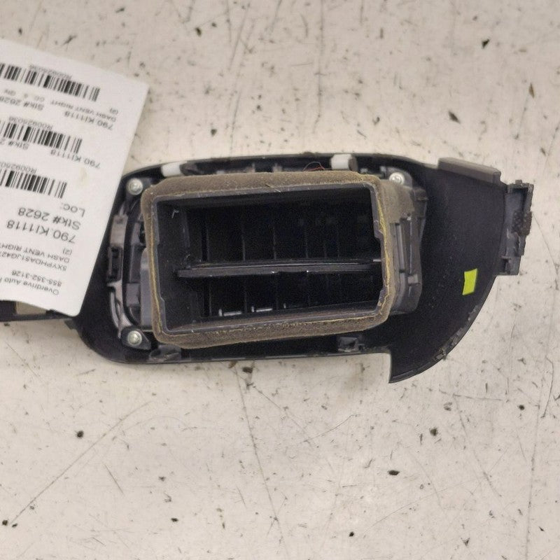 Kia Sorento Dash Air Vent Right Passenger  2018 2017 2016