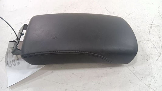 Nissan Rogue Arm Rest  2014 2015 2016 2017 OEM
